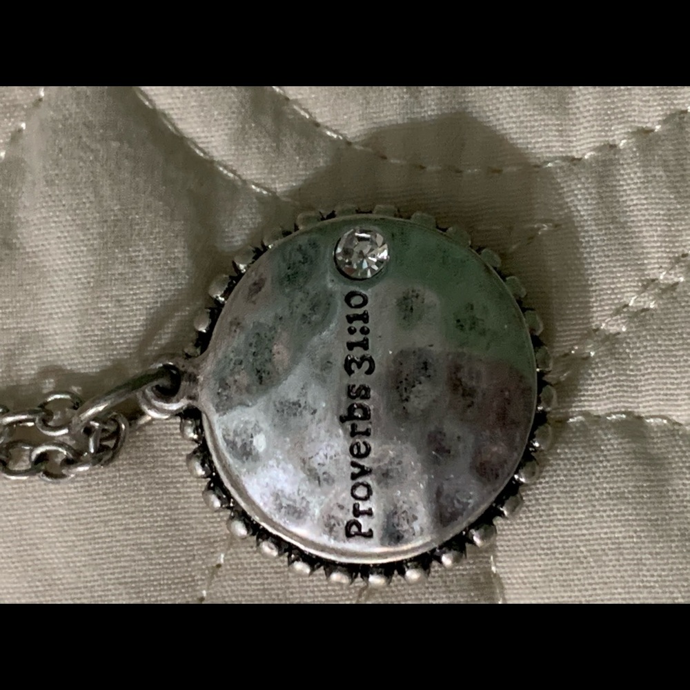 Premier Designs Proverbs 31 necklace